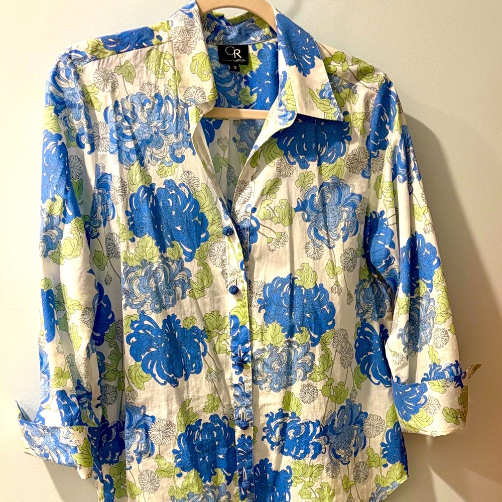 Connie Roberson Women’s Floral Blue and Green Shirt small